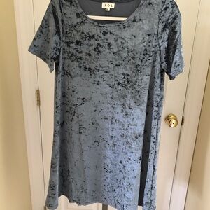 POL NWT Dress Velvet Blue Short Sleeve Ptp 22
